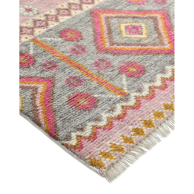 Overton Handmade Modern Contemporary Floral Area Rug