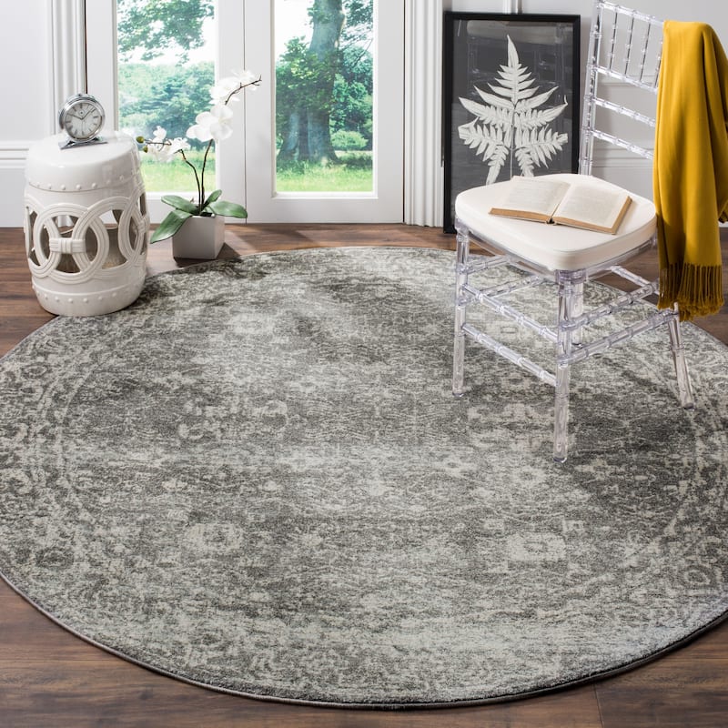 SAFAVIEH, Evoke Karola Vintage Boho Rug - 3' Round - Grey/Ivory