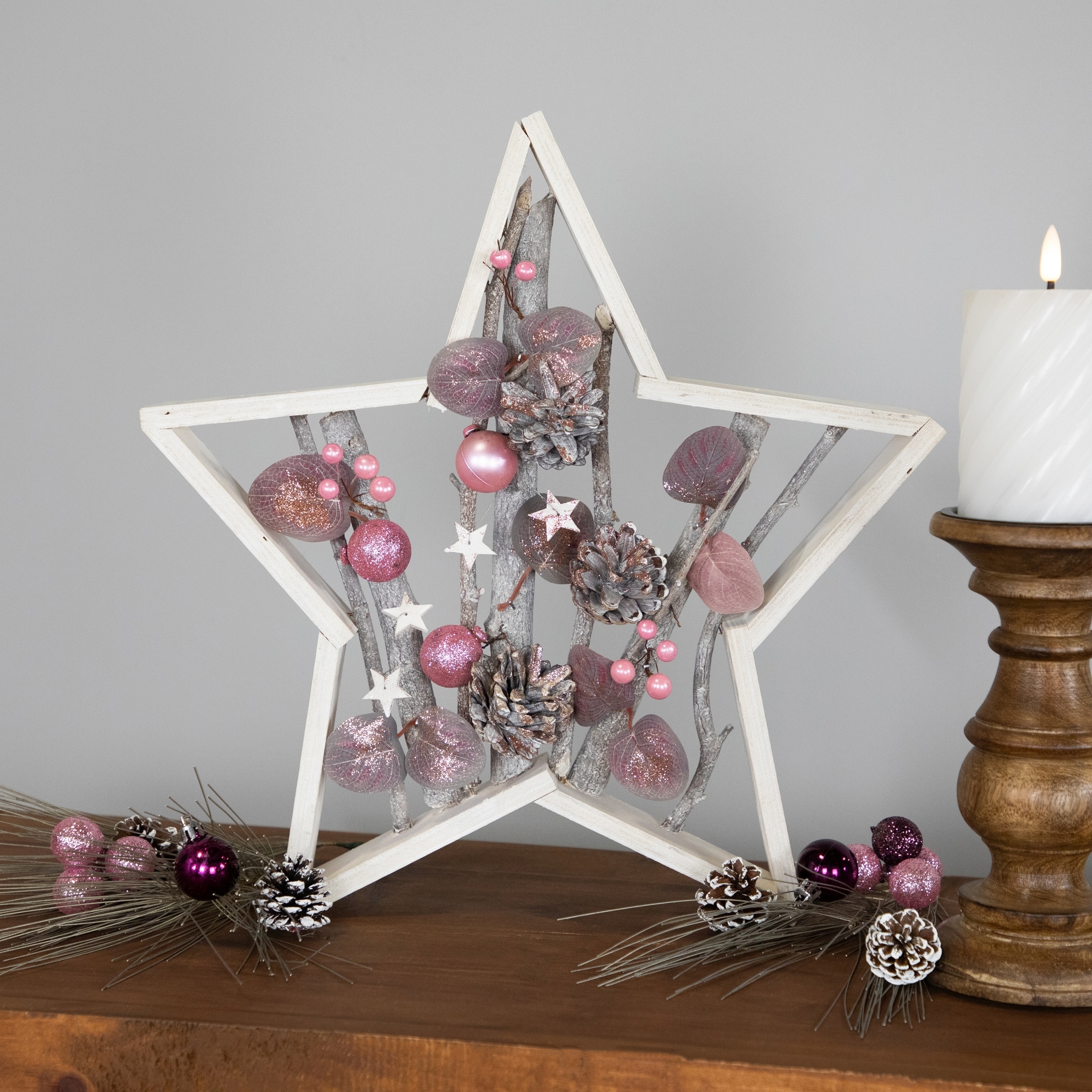 Ornaments Pinecones Star-Shaped Birch Wood Christmas Decoration 14.5"