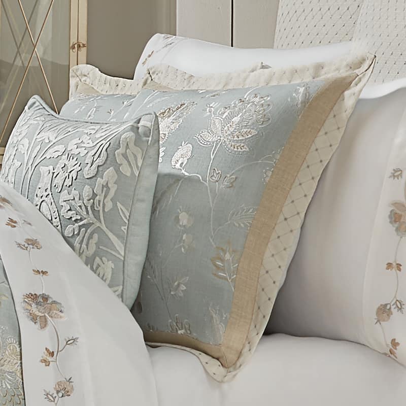 J. Queen New York Garden View Comforter Set - Queen
