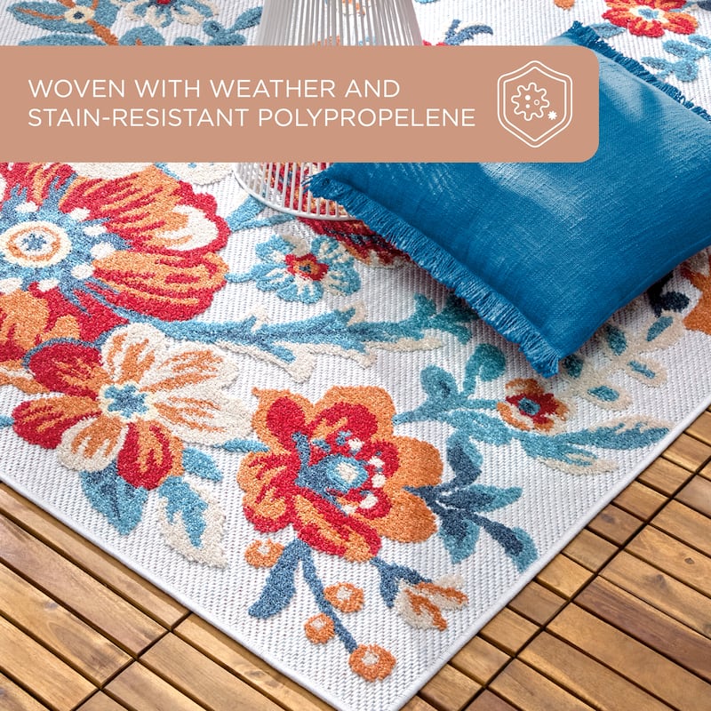 TOWN & COUNTRY EVERYDAY Hibiscus Bloom Modern Floral Indoor Outdoor Area Rug, UV Fade Resistant, High-Low Pile