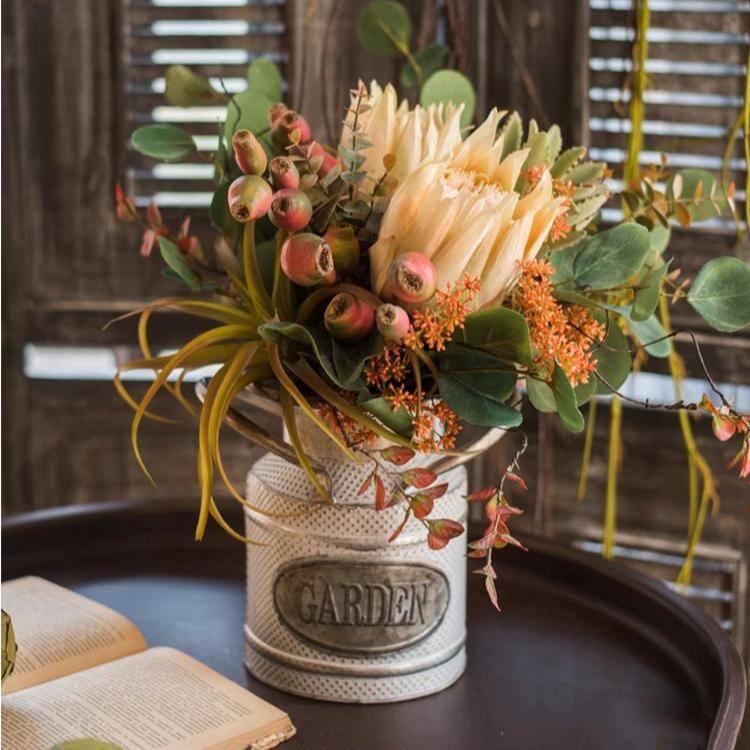 RusticReach Mountian Oriole Autumn Art King Protea Bouquet - Multi