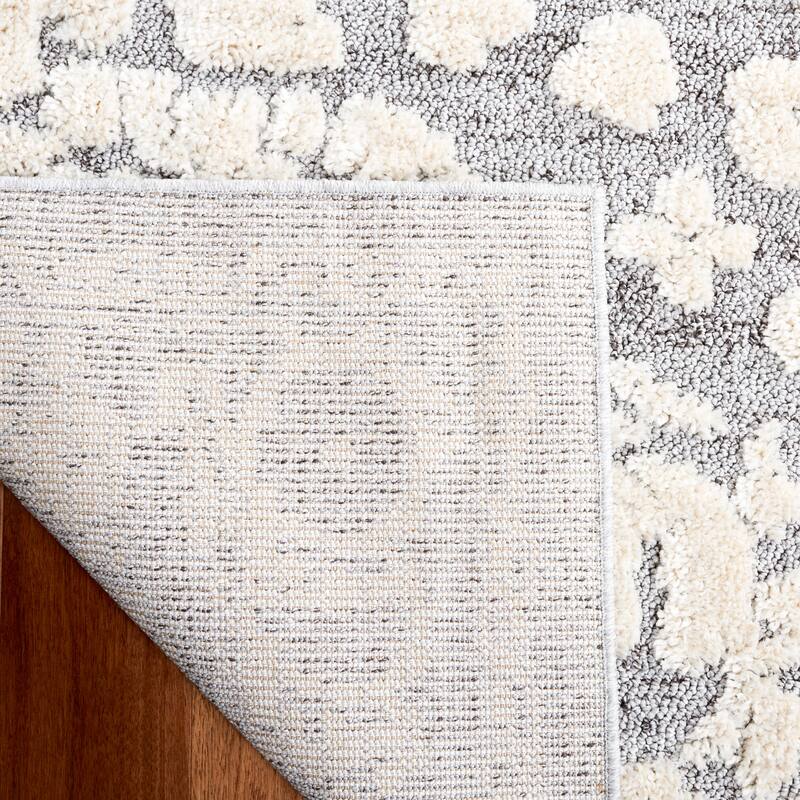 SAFAVIEH Lucia Shag Vladena Plush Rug - 6'7" x 9'