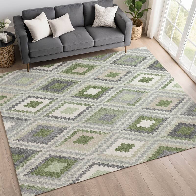 Machine Washable Indoor/ Outdoor Global Geo Chantille Rug