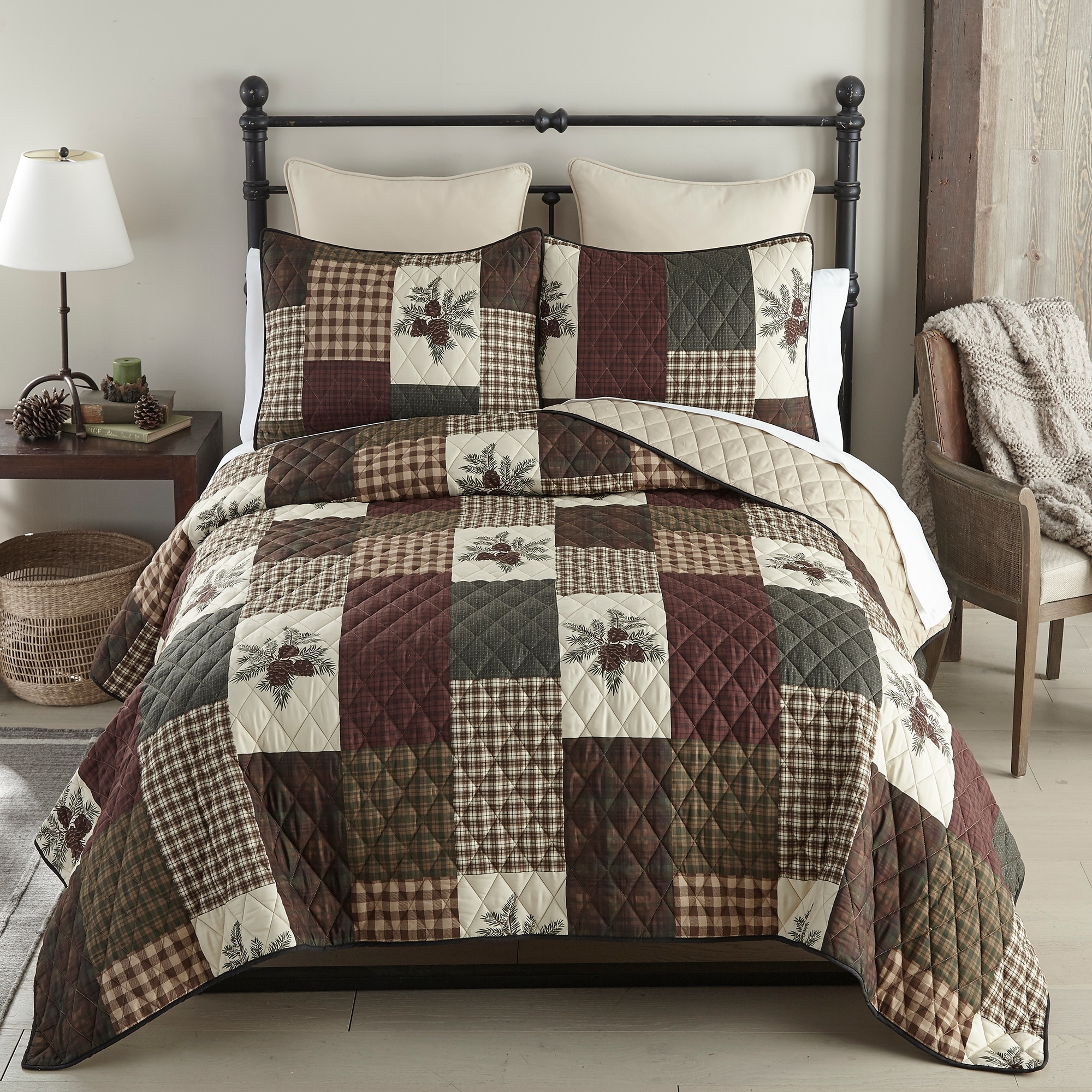 Your Lifestyle by Donna Sharp Pine Panels Quilt Collection