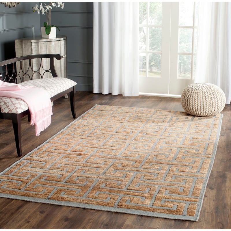 SAFAVIEH Hand-knotted Tangier Madelein Modern Wool Rug - 8' x 10' - Grey/Beige