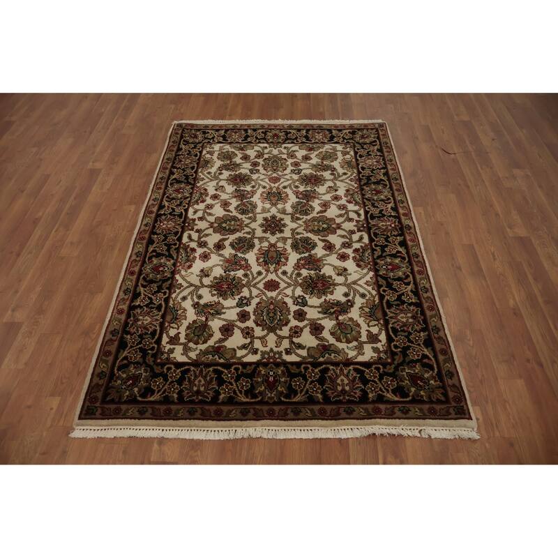Hand Knotted Oriental 100% Wool Carpet Traditional All-Over Beige & Ivories Agra Area Rug - 6' 1'' X 4' 2''