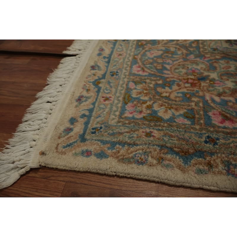 Hand Knotted Oriental 100% Wool Carpet Traditional Floral Beige & Ivories Kerman Area Rug - 8' 0'' X 7' 7''