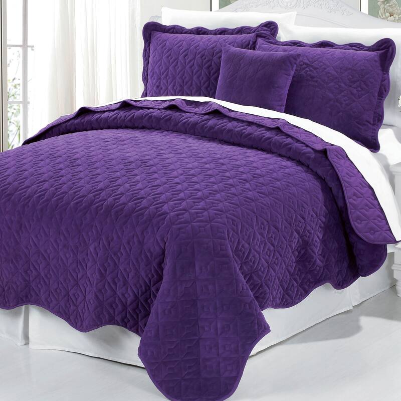 Serenta Diamond Flannel Quilted 4-piece Coverlet Set