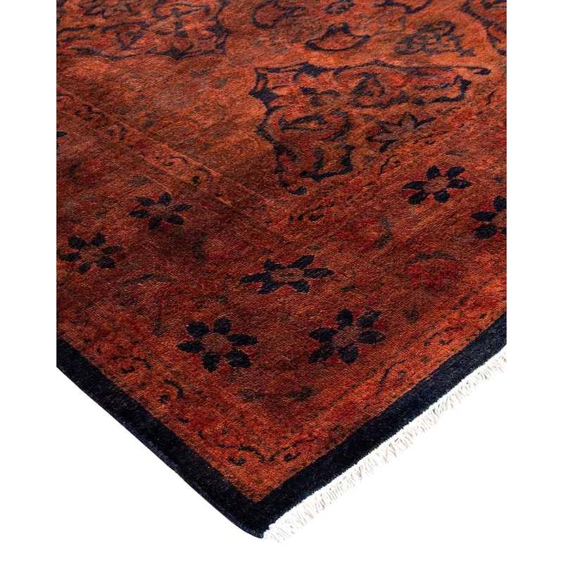 Fine Vibrance, One-of-a-Kind Hand-Knotted Area Rug - Black, 4' 2" x 5' 9" - 4' 2" x 5' 9"