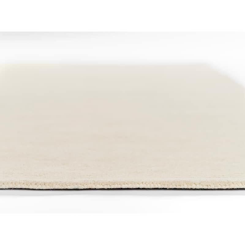 Momeni Everett Solid Color Hand Tufted Wool Area Rug