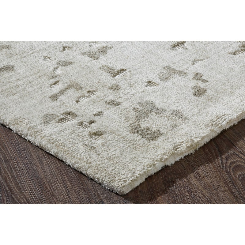 Hazel Off-White Area Rug