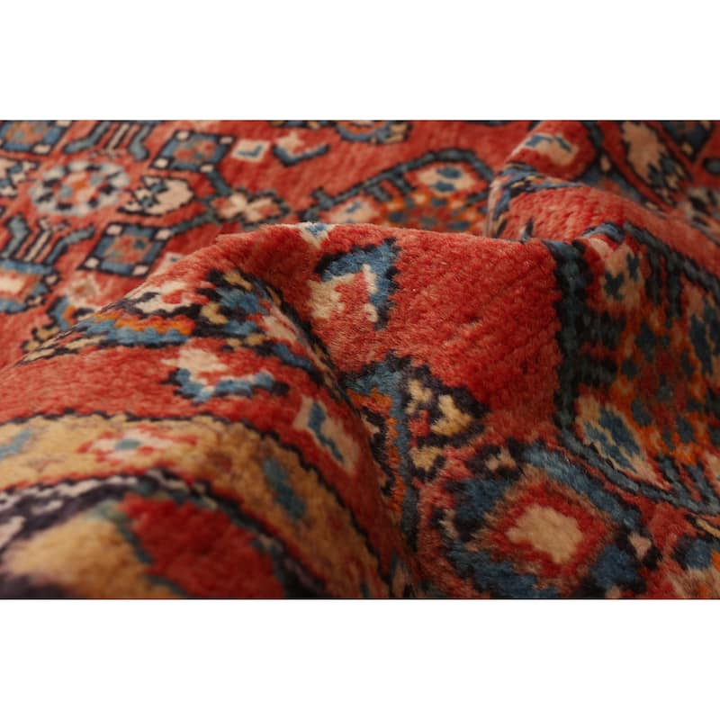 Andelz Red Rug 3'9" x 9'10" - 3'9 x 9'10