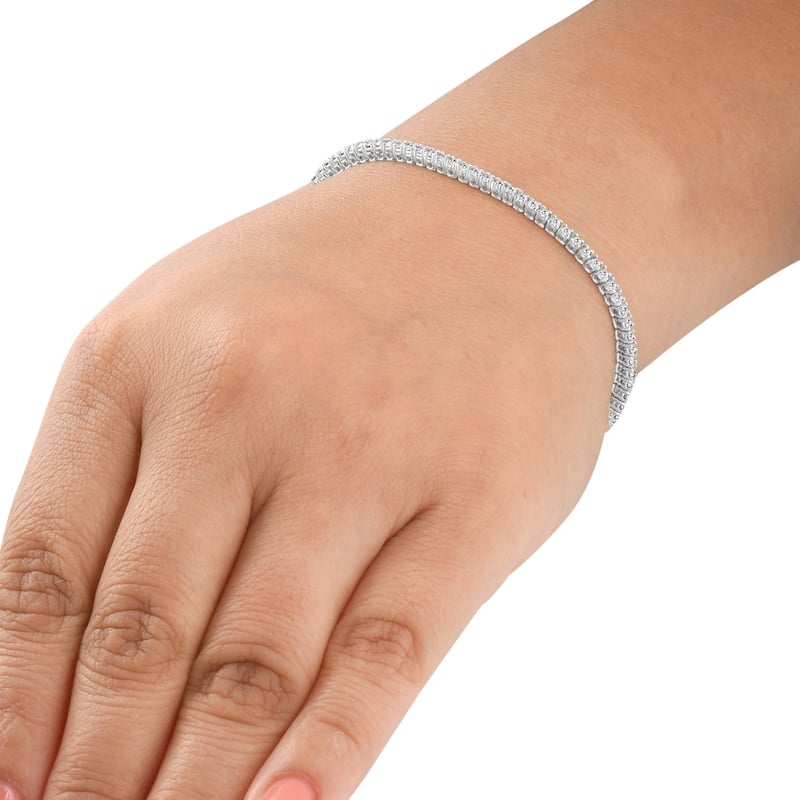 2 cttw Lab Grown Diamond Tennis Bracelet 14 KT White Gold 7"