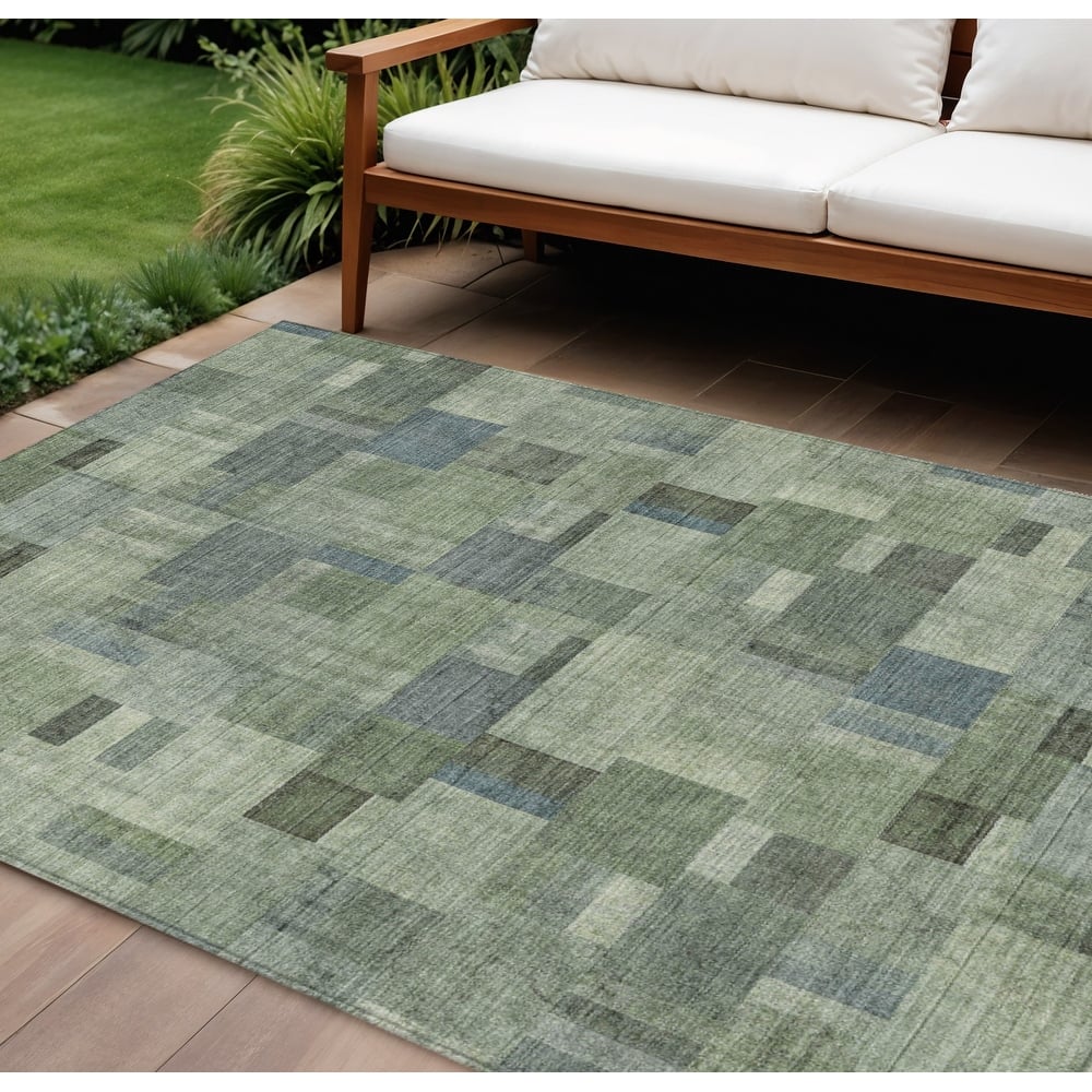 HomeRoots Geometric Transitional Rectangle Outdoor Rug