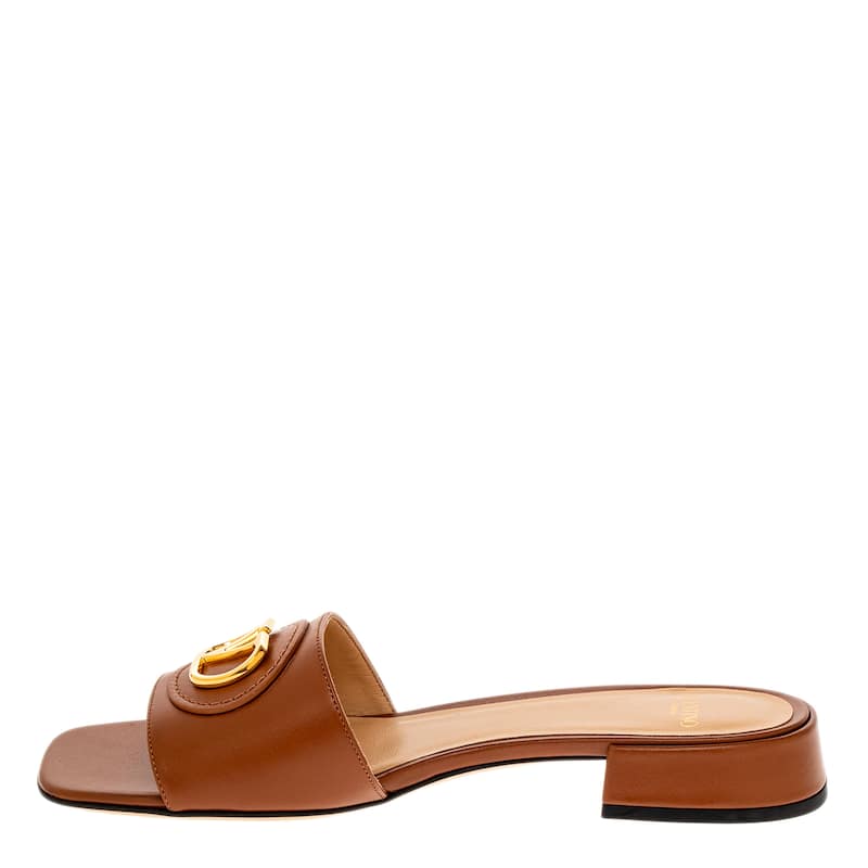 Valentino Vlogo Signature Slides