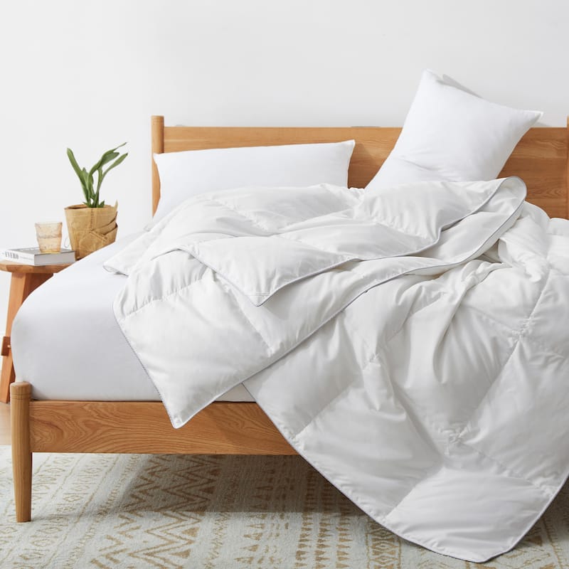 All Season & Lightweight Ultra Soft 360 TC White Goose Down Duvet Comforter