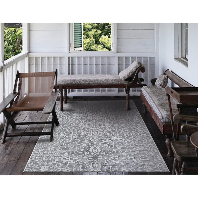 Dream Decor Rugs Carriage House Medallion Indoor Outdoor Area Rug