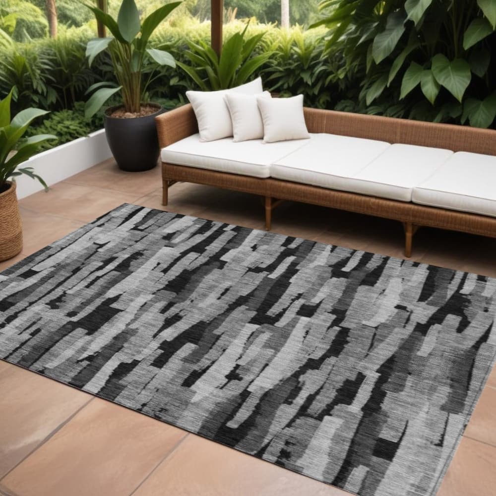 HomeRoots Striped Transitional Rectangle Outdoor Rug