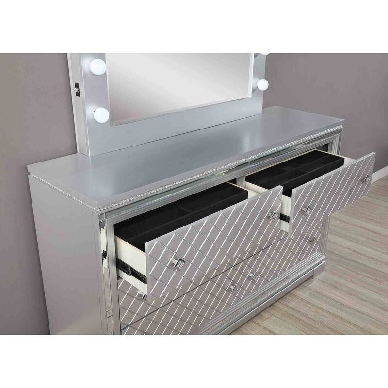 Glam Silver Finish 4-Piece Bedroom Set Bed Mirror Dresser Nightstand
