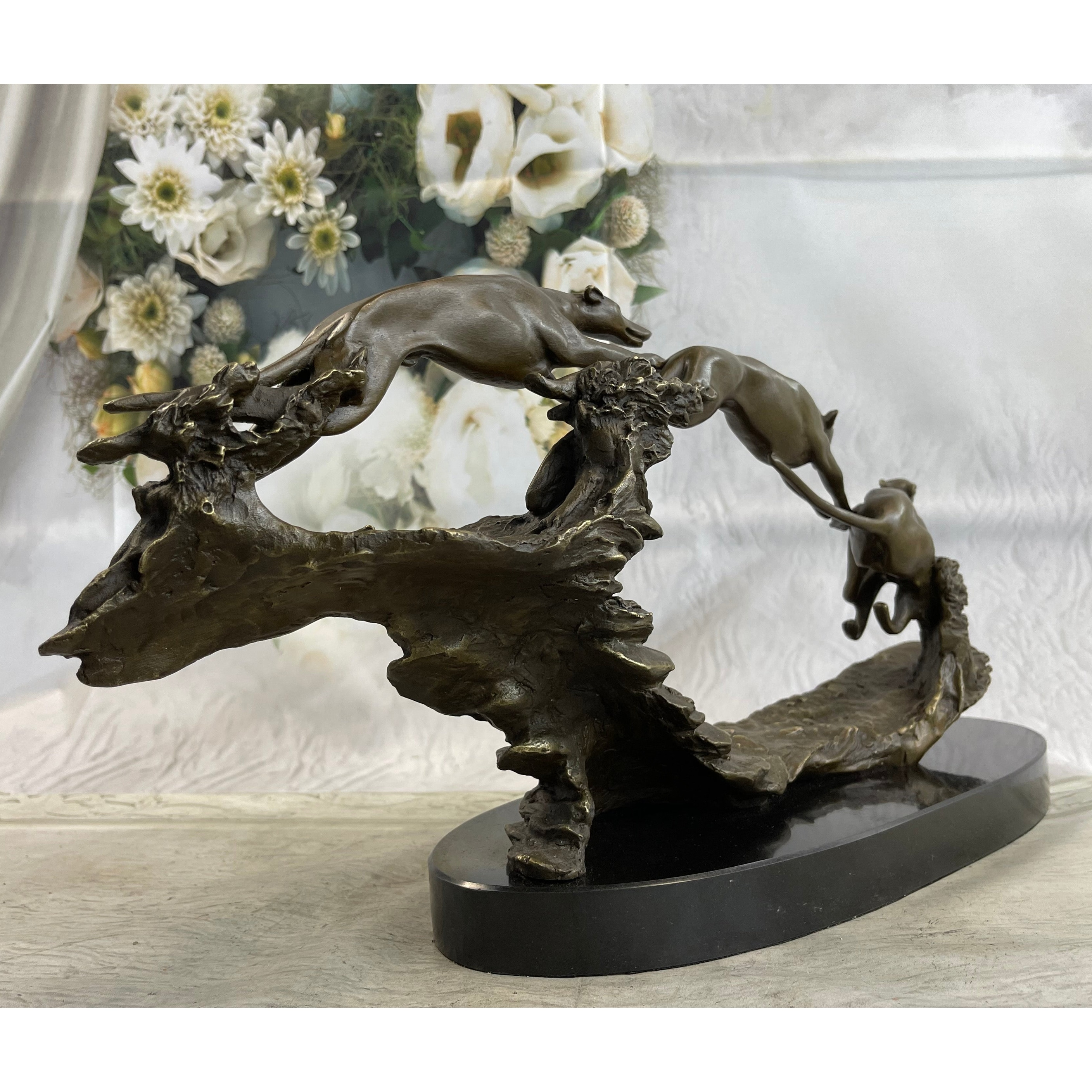 Bronze-Sculpture-3-Wild-Dogs-