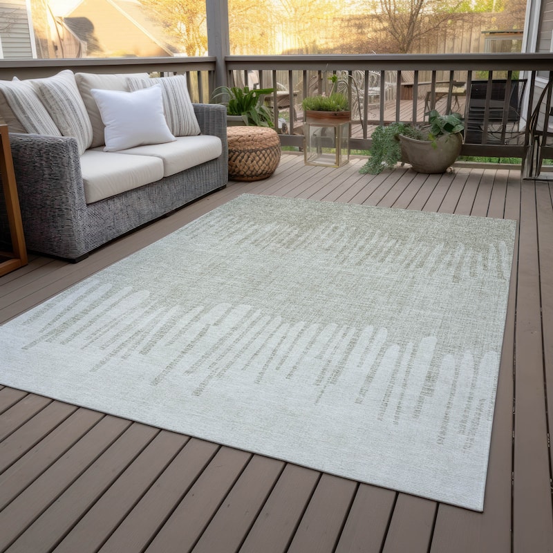 Machine Washable Indoor/Outdoor Modern Ombre Chantille Rug