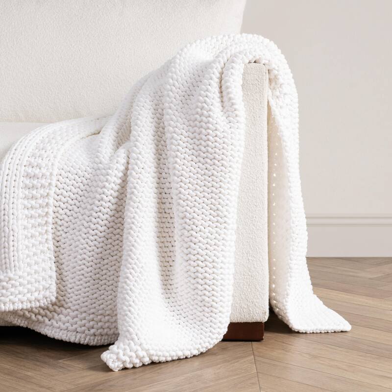 Villa by Classic Home Dyne 50x70 Cotton Fabric Throw - White - Throw