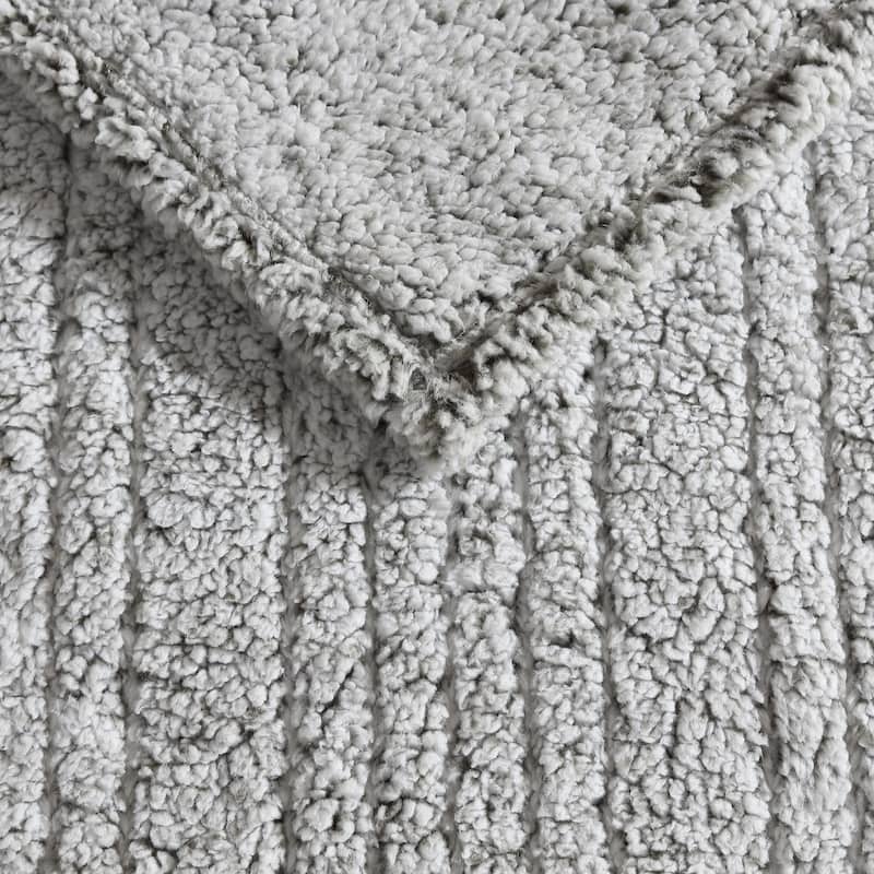 Eddie Bauer Plush Reversible Heated Blanket
