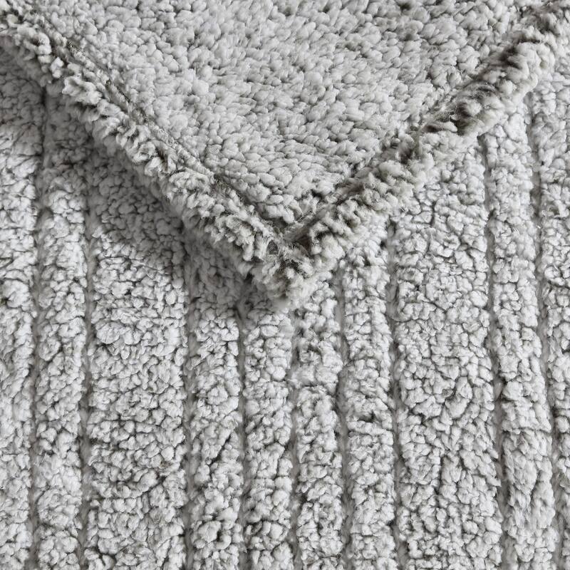 Eddie Bauer Solid Plush Heated Throw Blanket