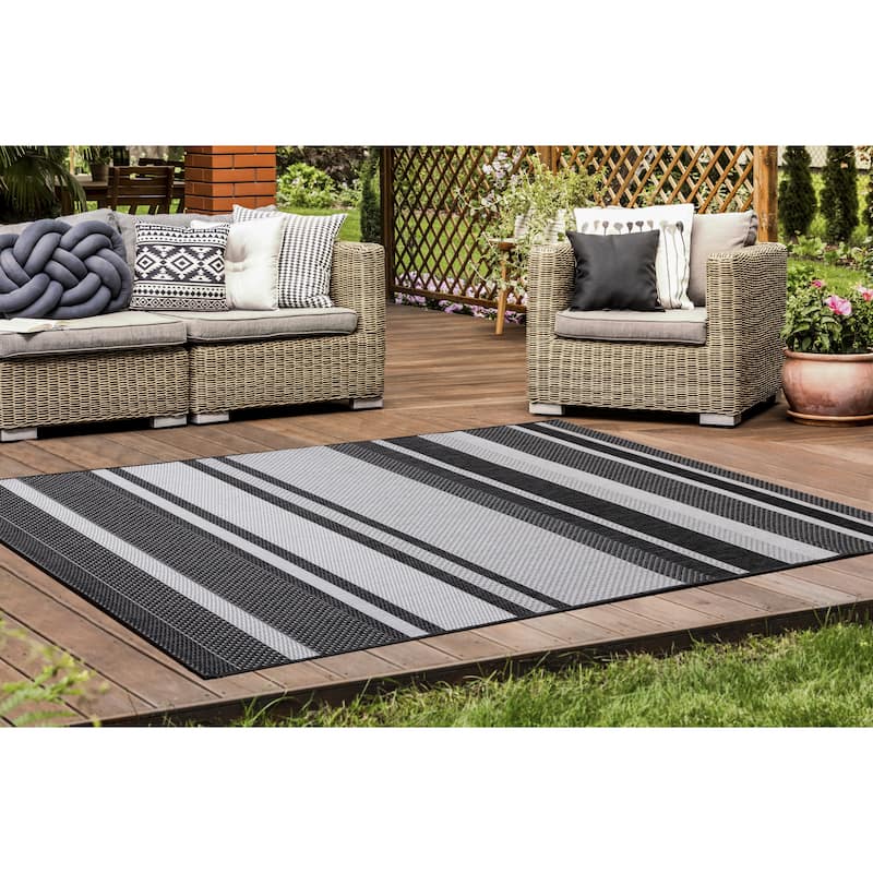 Jackson Collection - Grey/ Black Striped Indoor/Outdoor Rug