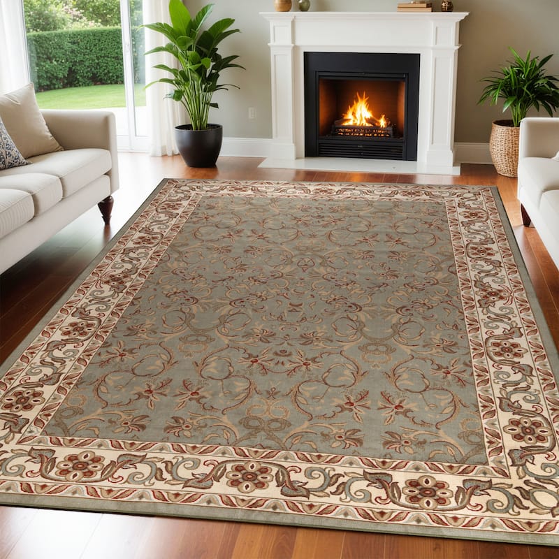 Superior Heritage Traditional Floral Scroll Indoor Area Rug - 4' x 6' - Green