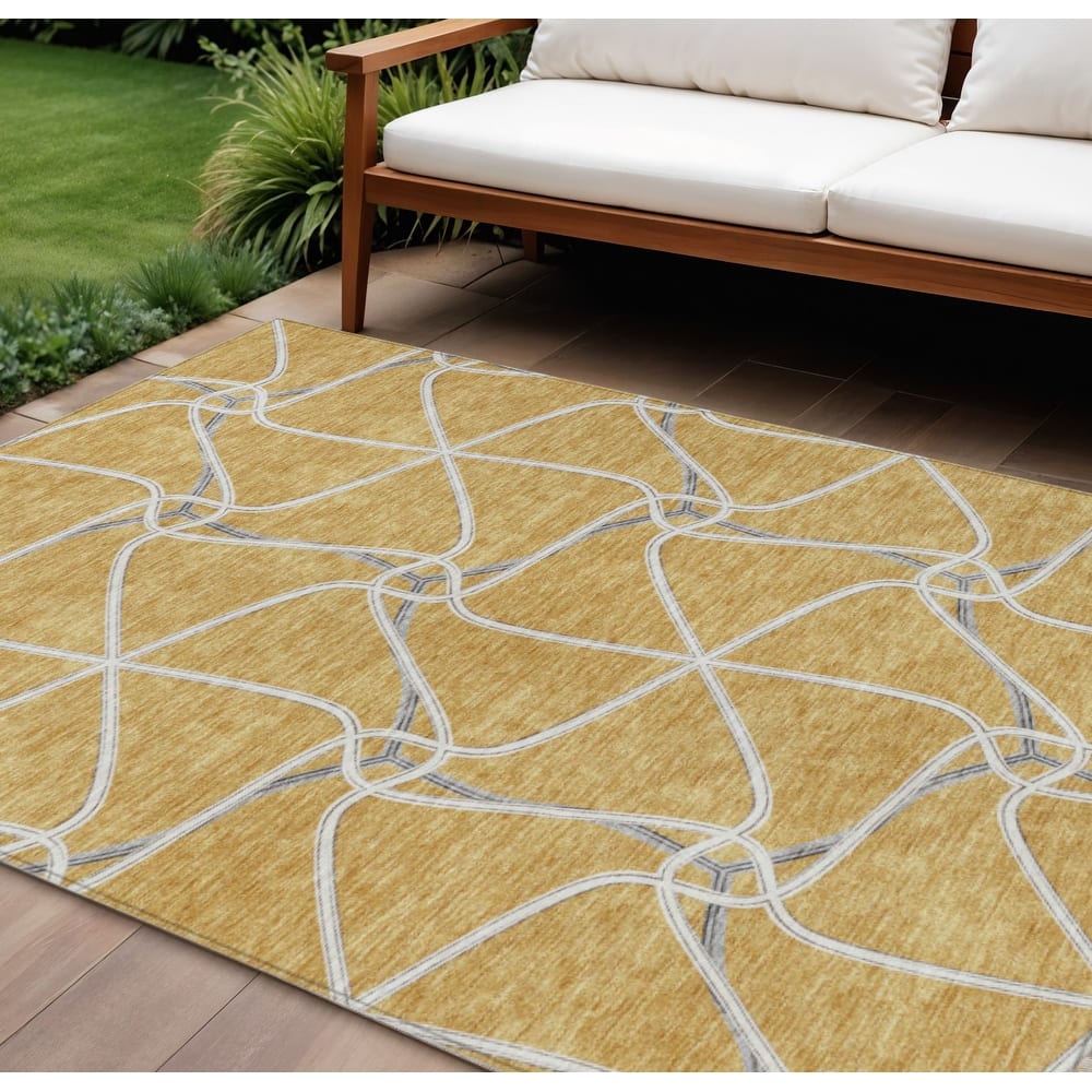 HomeRoots Geometric Contemporary Rectangle Outdoor Rug