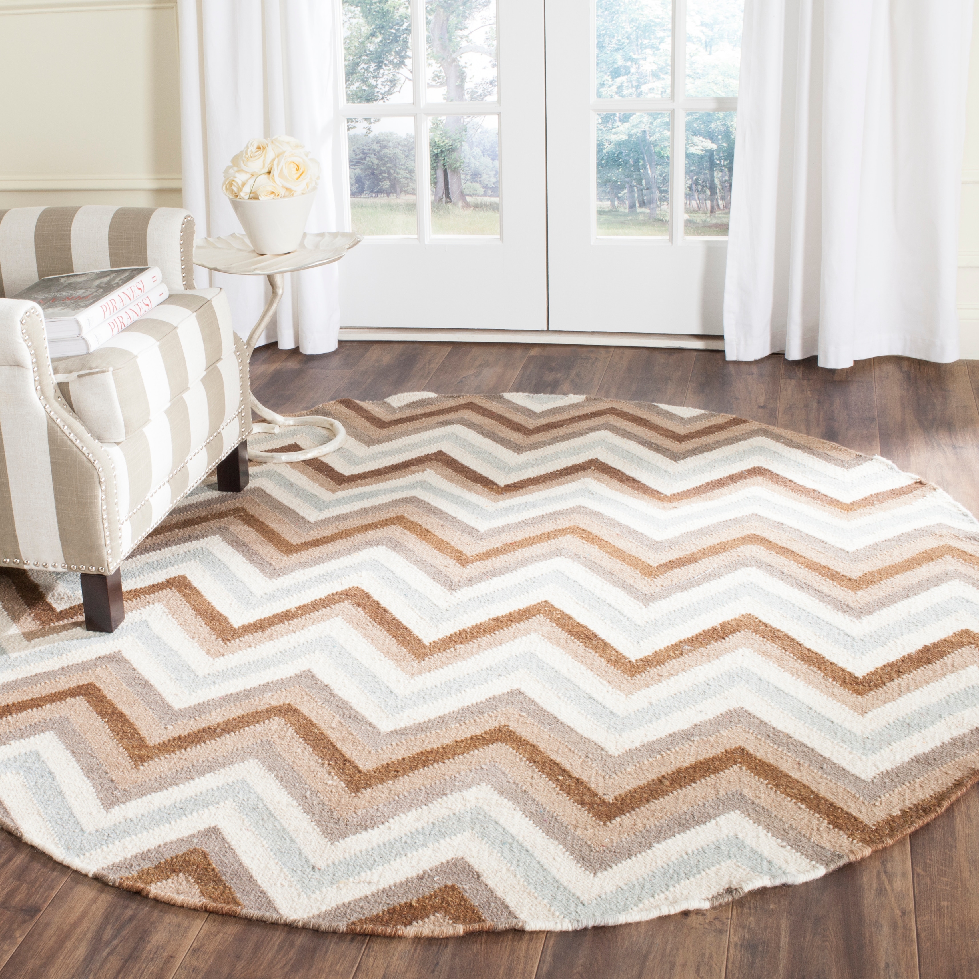 SAFAVIEH Handmade Flatweave Dhurries Erica Modern Wool Rug