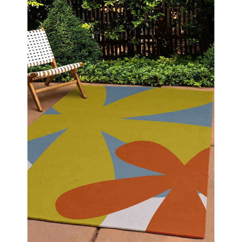 Bold Flowers Modern & Contemporary Chenille Area Rug