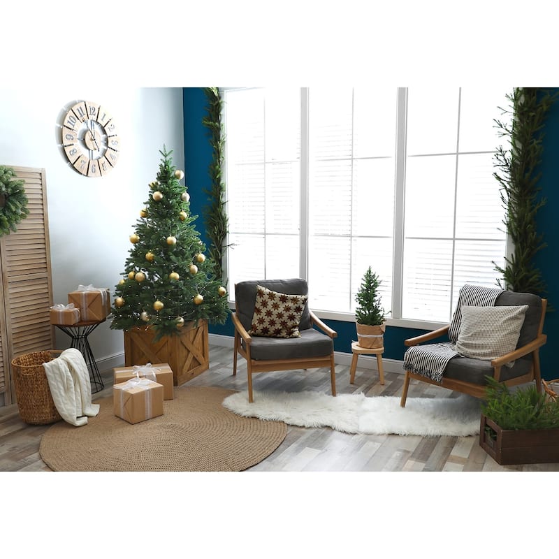 Christmas Stars Christmas Soft Spun Polyester Decorative Throw Pillow