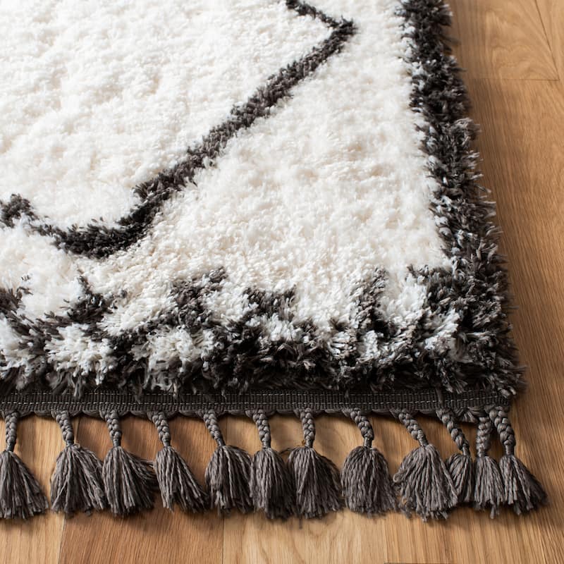 SAFAVIEH Carmella Annedoris Moroccan Shag Trellis 2-inch Thick Rug