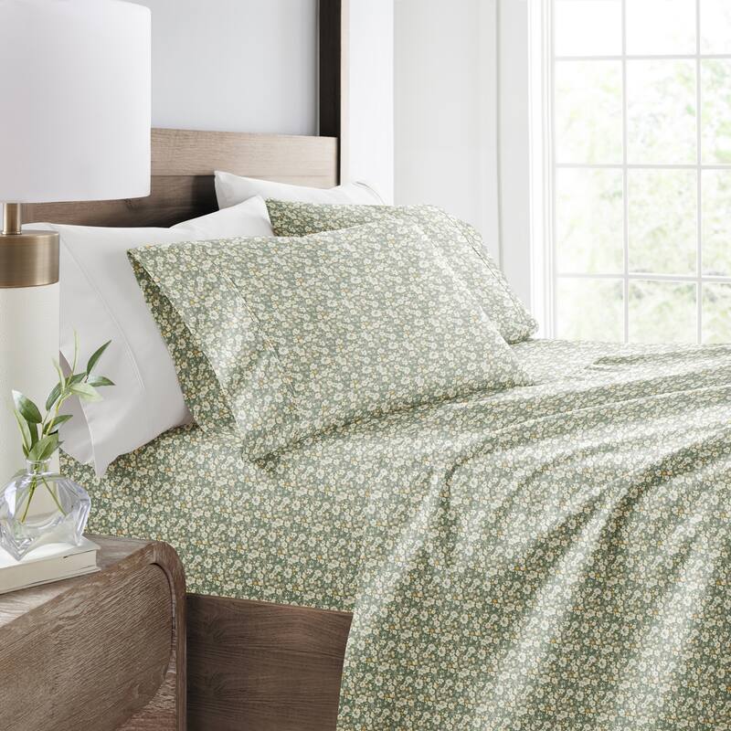 Delicate Blossoms Patterned Ultra-Soft Bed Sheet Sets