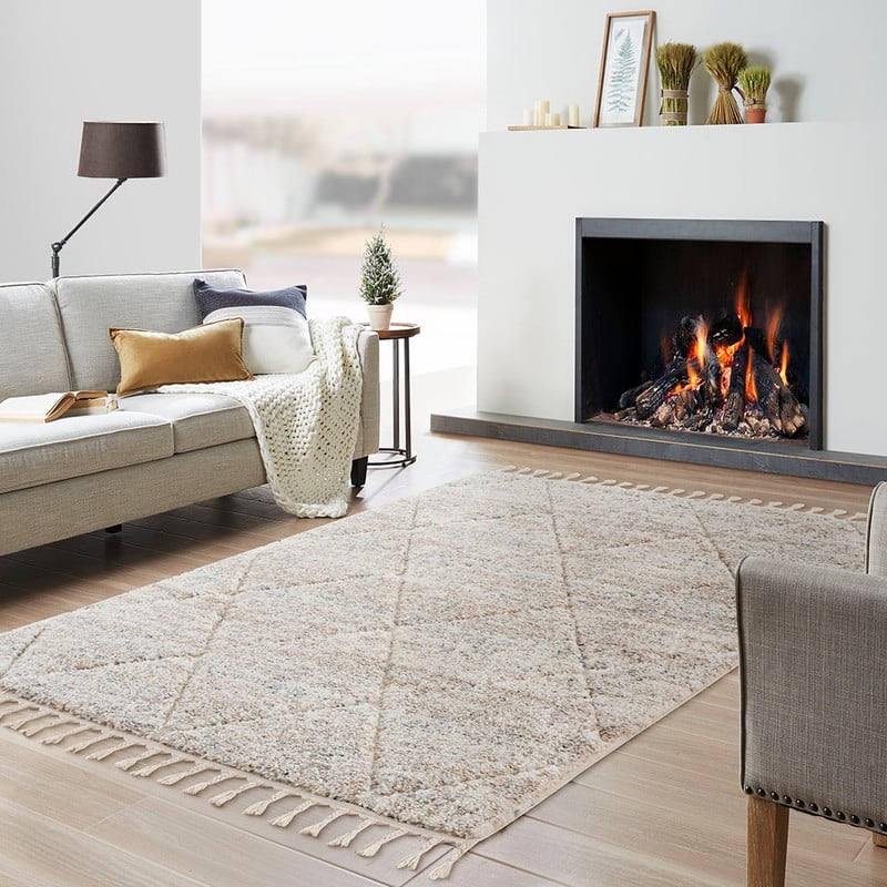 Talas Trellis Area Rug in Cream - 5'x7'