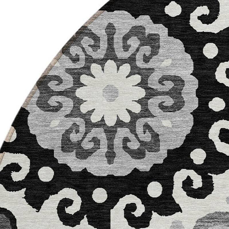 HomeRoots Floral Medallion Transitional Rectangle Outdoor Rug