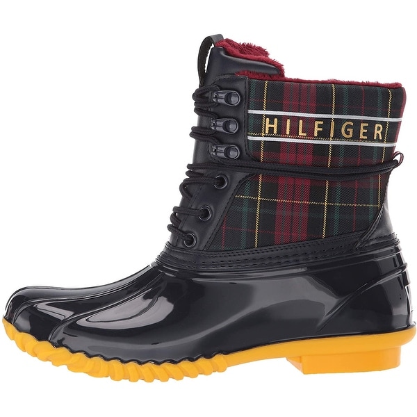 tommy hilfiger snow boot