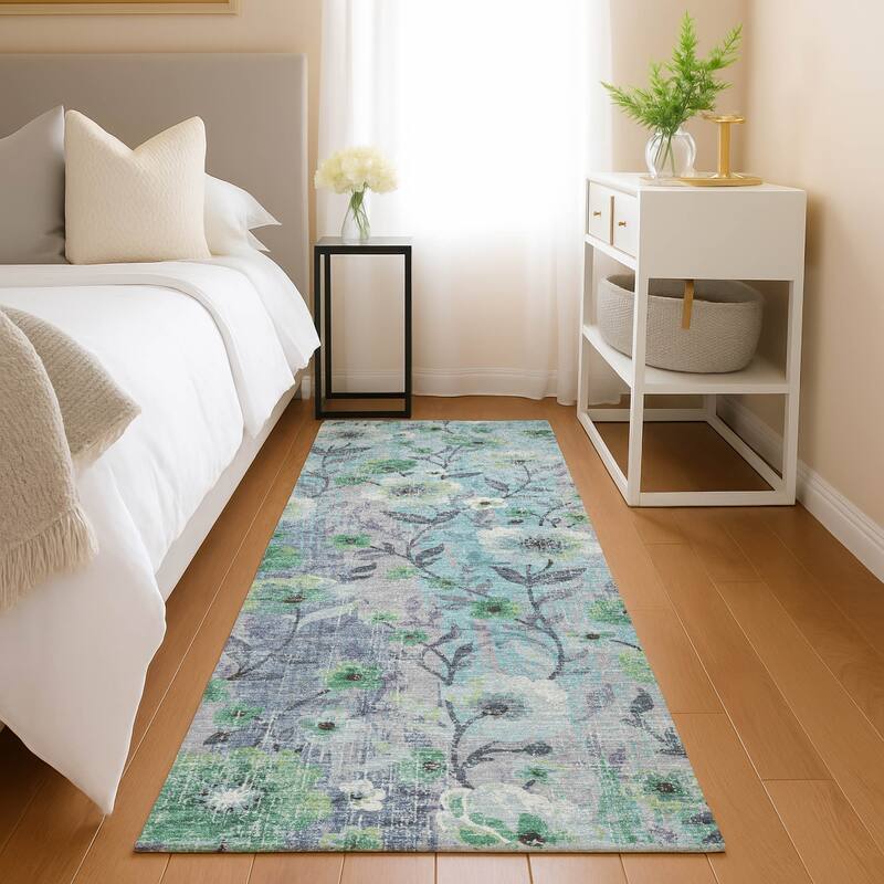 Machine Washable Indoor/ Outdoor Floral Joy Chantille Rug