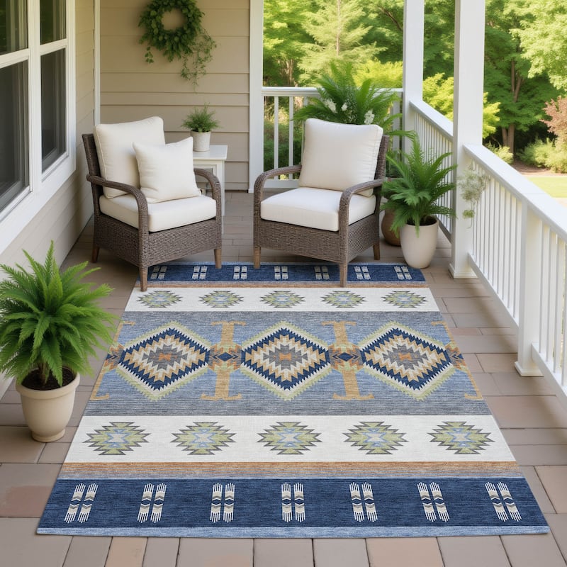 Machine Washable Indoor/ Outdoor Global Chennai Chantille Rug