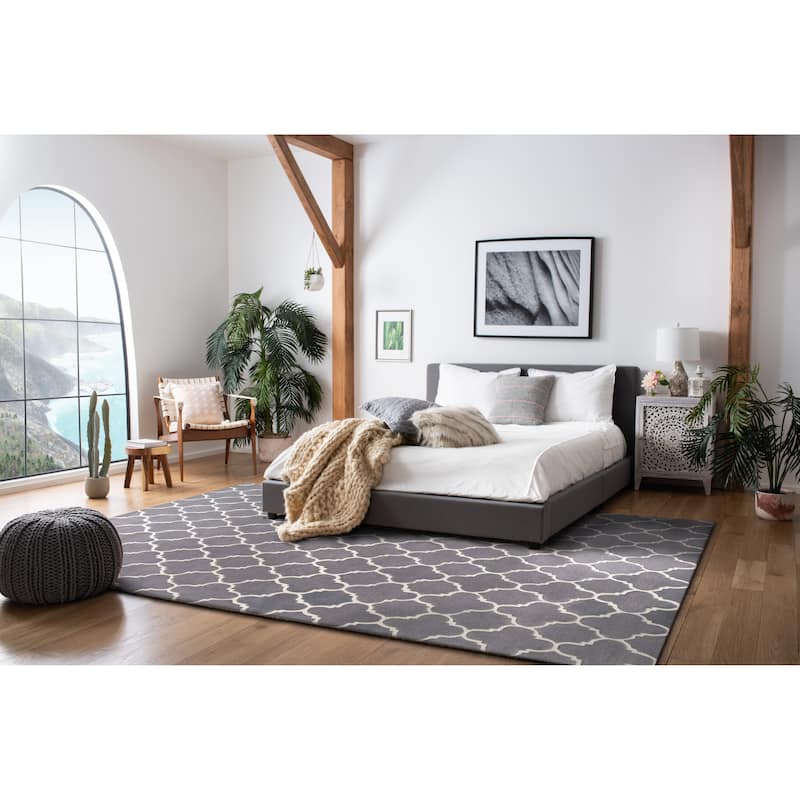SAFAVIEH, Handmade Chatham Caisa Modern Moroccan Wool Rug