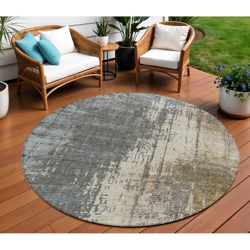 HomeRoots Abstract Transitional Rectangle Outdoor Rug - 8' Round