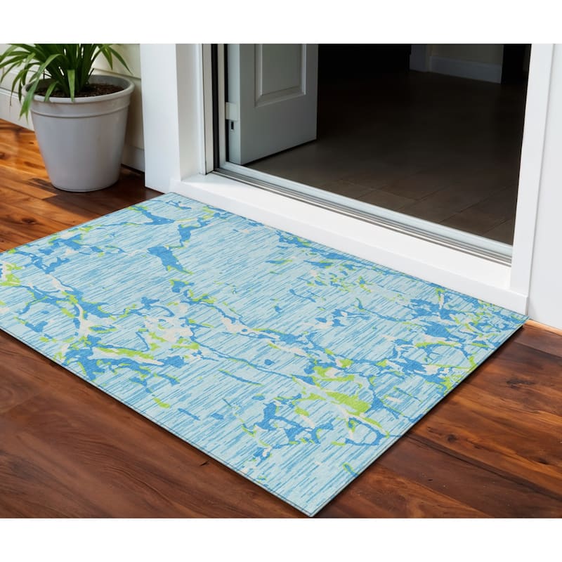 HomeRoots Striped Transitional Rectangle Outdoor Rug - 3' x 5'