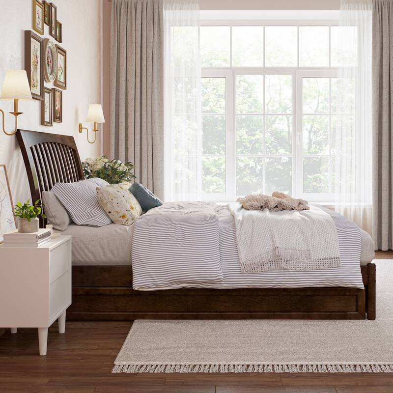 Roslyn Platform Bed with Panel Footboard and Twin Trundle