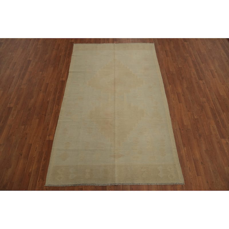 Hand Woven Oriental 100% Wool Carpet Southwestern Tribal Beige & Ivories Kilim Area Rug - 8' 0'' X 4' 9''