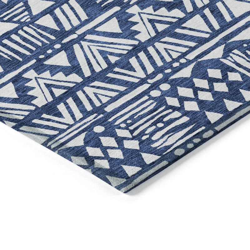 HomeRoots Southwestern Transitional Rectangle Outdoor Rug
