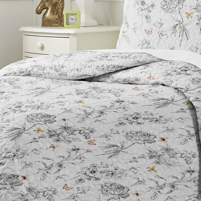 Pointehaven Percale Cotton Oversized Printed Scroll Design Quilt Set