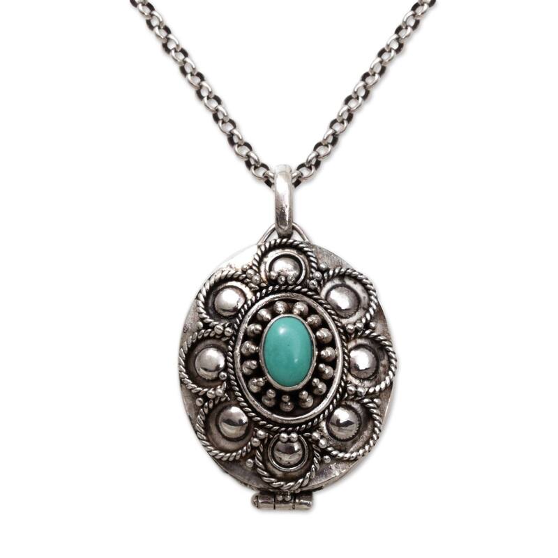 NOVICA Island Bloom, Sterling silver locket necklace